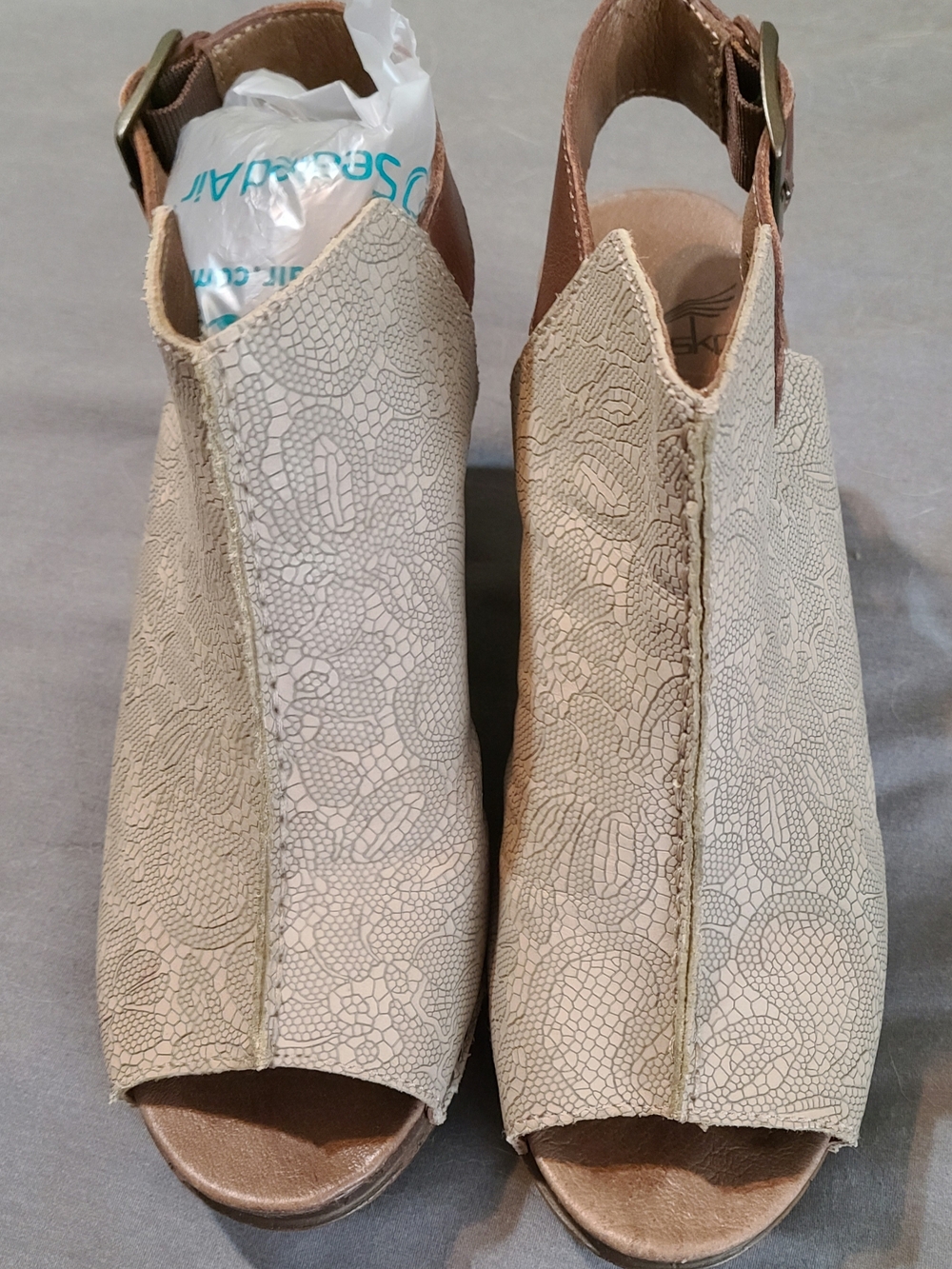 Dansko Beige Lace-Texture Open-Toe Slingback Sandals